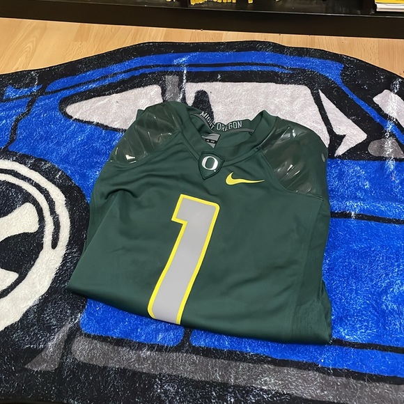 Oregon Ducks Mighty Oregon Jersey - Nike Team Wear - Picture 5 of 5